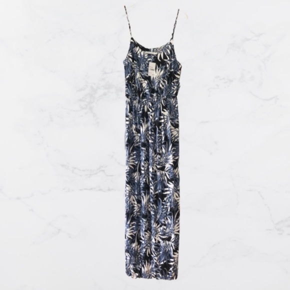 Lush Dresses & Skirts - NWT Nordstrom Lush Leaf Print Maxi Dress- XL